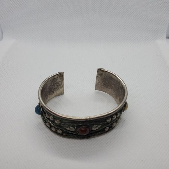 Vintage Silver Cuff Bracelet with Stones & Design - Picture 5 of 6